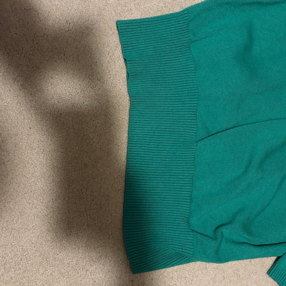 Le Lis Green Golf Sweater - Picture 4 of 4
